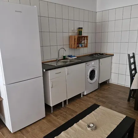 Palmeras B Apartment *